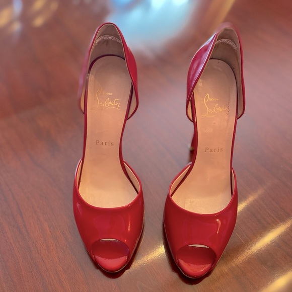 AUT Louboutin Sexy red bottom kitten heels!